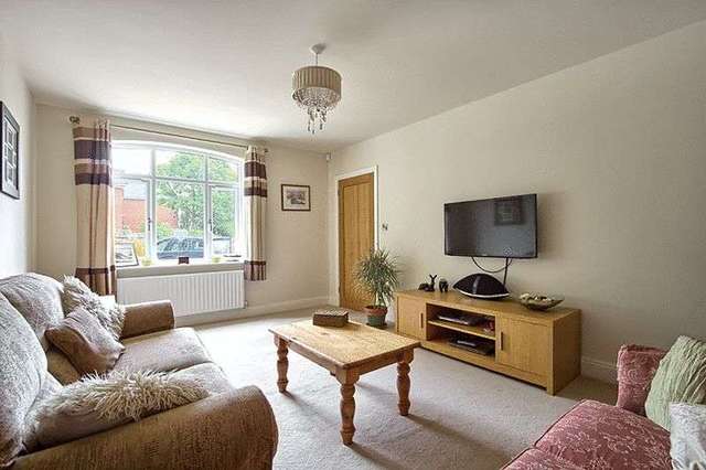  Image of 6 Bedroom Detached for sale at Chapel Road Hesketh Bank Preston, PR4 6RY