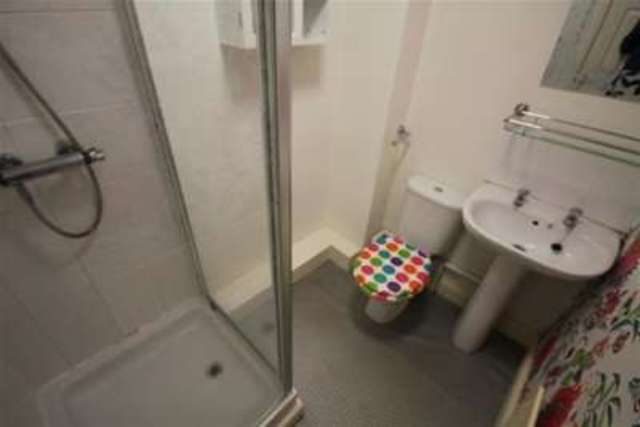  Image of 1 Bedroom Flat to rent at Stone, ST15 8BX