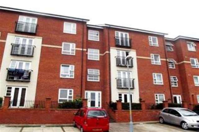  Image of 2 Bedroom Flat to rent at Birmingham, B23 6GP