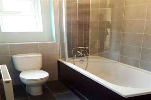  Image of 2 Bedroom Flat to rent at Birmingham, B23 6GP