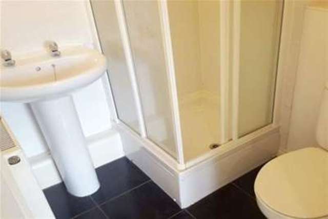  Image of 2 Bedroom Flat to rent at Birmingham, B23 6GP