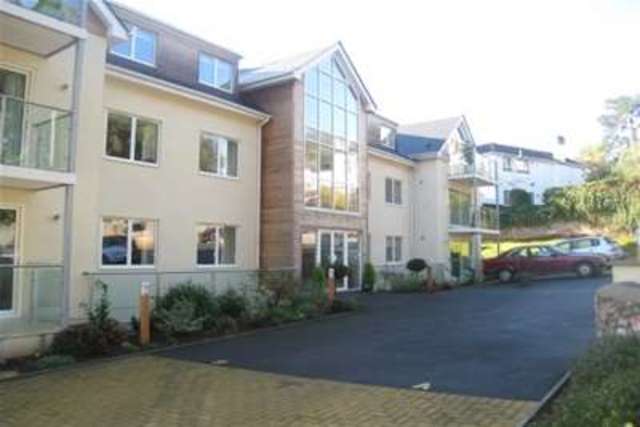  Image of 2 Bedroom Flat to rent at Dawlish, EX7 0EL