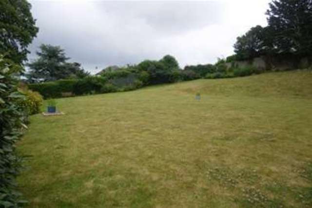  Image of 2 Bedroom Flat to rent at Dawlish, EX7 0EL