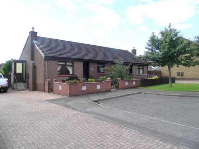  Image of 2 Bedroom Bungalow for sale at Carluke Lanarkshire Carluke, KY8 5TT