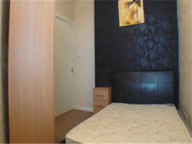  Image of 1 Bedroom Flat to rent at Leith Edinburgh Edinburgh, EH6 8RJ