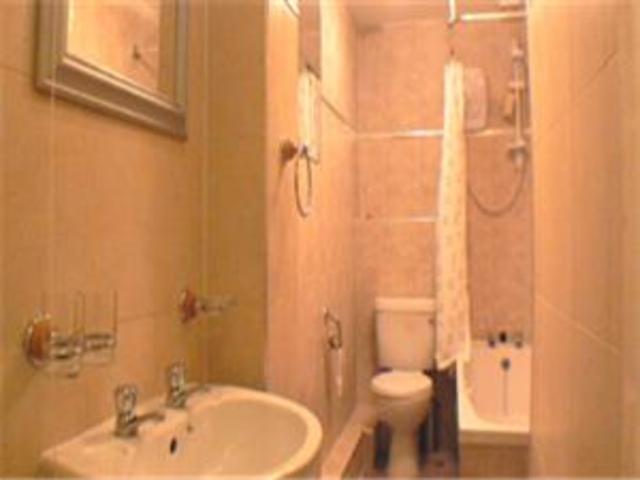  Image of 1 Bedroom Flat to rent at Leith Edinburgh Edinburgh, EH6 8RJ
