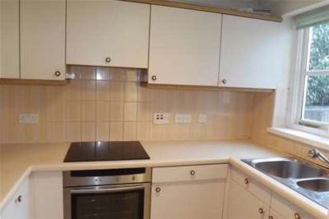  Image of 3 Bedroom Terraced to rent at Dartmouth, TQ6 0HS
