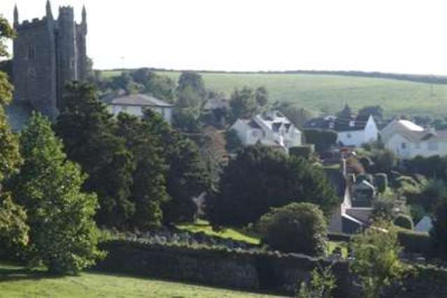  Image of 3 Bedroom Terraced to rent at Dartmouth, TQ6 0HS