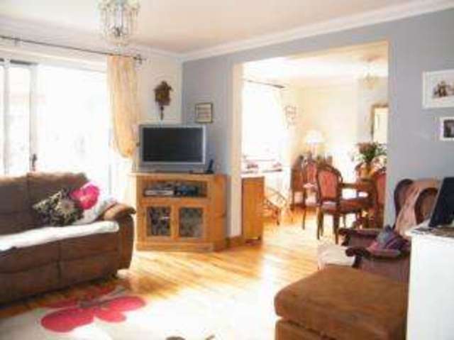  Image of 3 Bedroom Semi-Detached for sale at Ely Cambridgeshire Chettisham, CB6 3BX