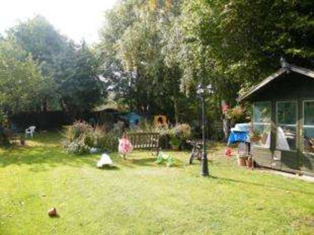  Image of 3 Bedroom Semi-Detached for sale at Ely Cambridgeshire Chettisham, CB6 3BX