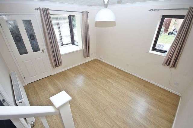  Image of 1 Bedroom Mews to rent at Hilldene Close  Flitwick, MK45 1AQ
