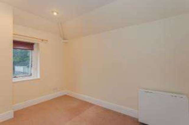  Image of 1 Bedroom Flat for sale at Fosseway Cheltenham Stow-on-the-Wold, GL54 1DN
