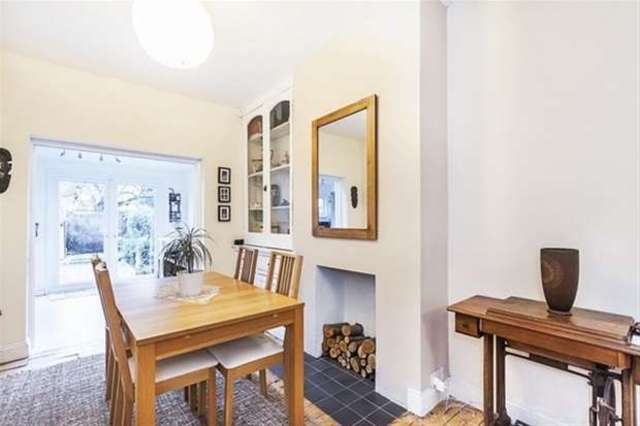  Image of 3 Bedroom Terraced for sale at London, E10 6JG