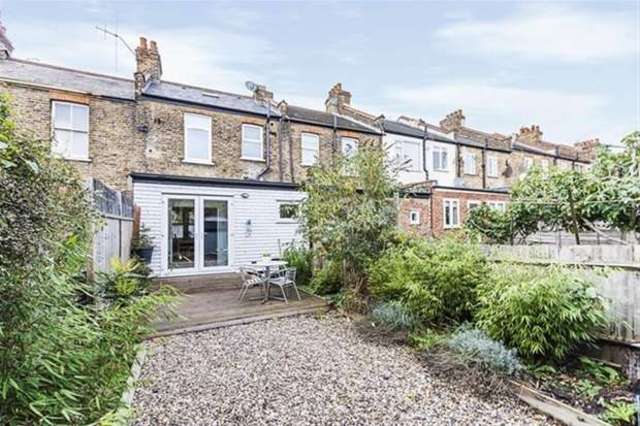  Image of 3 Bedroom Terraced for sale at London, E10 6JG