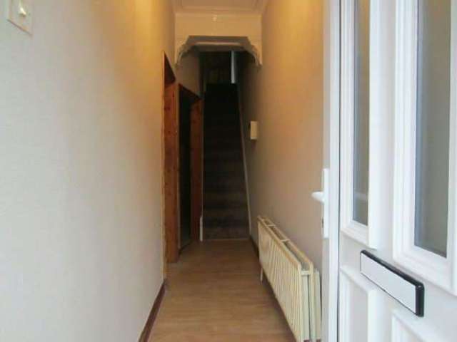  Image of 3 Bedroom Terraced to rent at Granville Avenue  Whalley Range, M16 8JX
