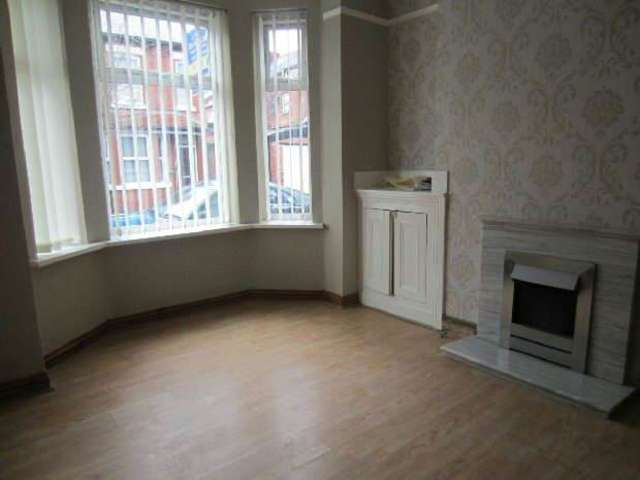  Image of 3 Bedroom Terraced to rent at Granville Avenue  Whalley Range, M16 8JX