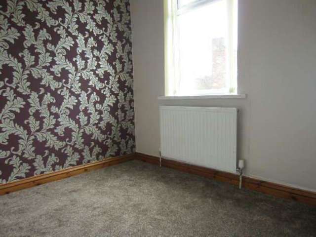  Image of 3 Bedroom Terraced to rent at Granville Avenue  Whalley Range, M16 8JX