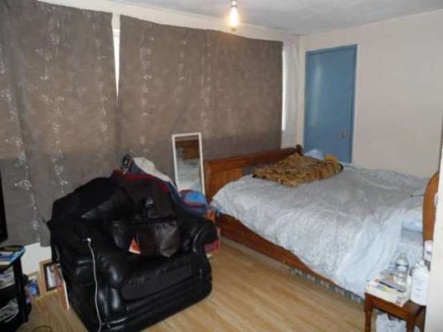  Image of 2 Bedroom Flat for sale at Victoria Dock Greater London Victoria Dock, E16 3RA