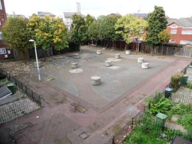  Image of 2 Bedroom Flat for sale at Victoria Dock Greater London Victoria Dock, E16 3RA