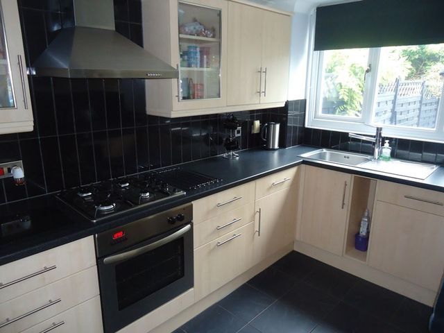  Image of 4 Bedroom Terraced for sale at Hatfield Crescent  Hemel Hempstead, HP2 6DA