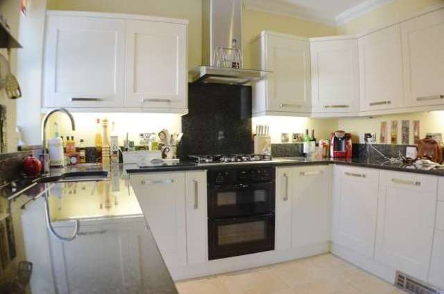  Image of 4 Bedroom Detached for sale at Hempstead Lane  Hailsham, BN27 3AB