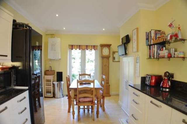  Image of 4 Bedroom Detached for sale at Hempstead Lane  Hailsham, BN27 3AB