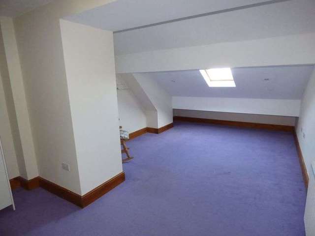  Image of 4 Bedroom Detached to rent at Kendal Road Lindale Grange-Over-Sands, LA11 6QR