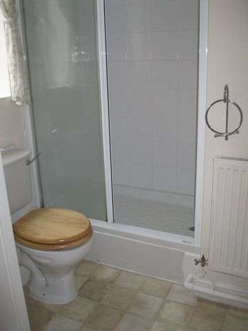  Image of 2 Bedroom Flat to rent at Lime Grove  Birmingham, B26 1BP