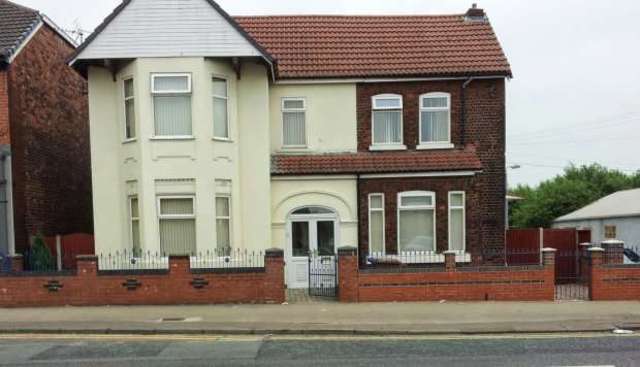  Image of 3 Bedroom Semi-Detached for sale at Manchester Greater Manchester Manchester, M44 5GQ