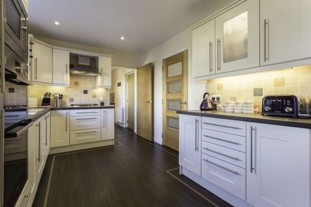  Image of 3 Bedroom Detached for sale at Kirriemuir, DD8 4LF