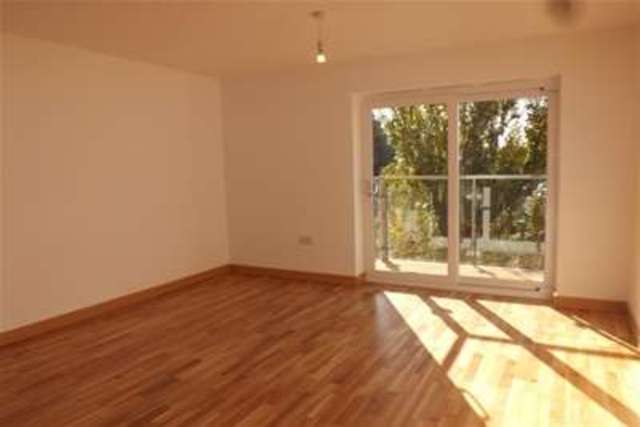  Image of 1 Bedroom Flat to rent at Basildon, SS16 5GQ