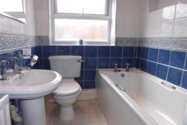  Image of 2 Bedroom Detached to rent at Preston, PR2 2BL