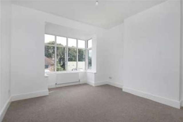  Image of 3 Bedroom Detached to rent at Sheffield, S11 9HU