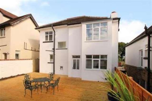 Image of 3 Bedroom Detached to rent at Sheffield, S11 9HU