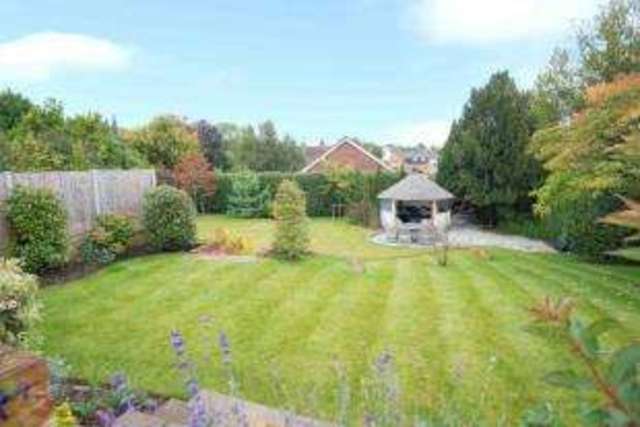  Image of 6 Bedroom Detached for sale at Northaw Potters Bar Northaw, EN6 4NW