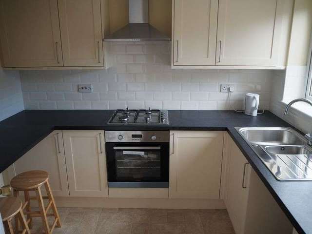  Image of 3 Bedroom Detached for sale at Old Mill Crescent  Newark, NG24 2HY