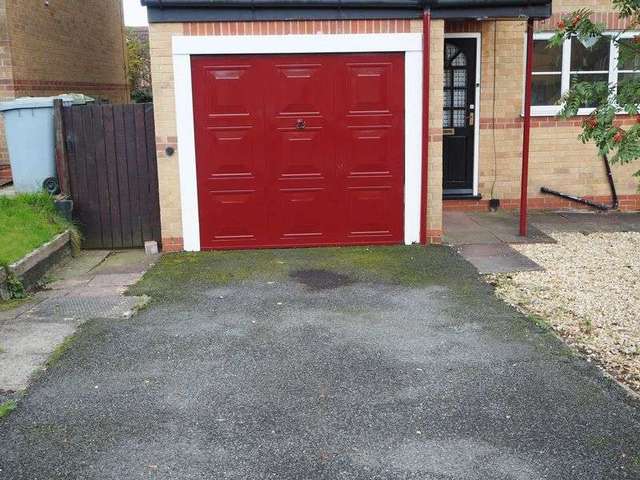  Image of 3 Bedroom Detached for sale at Old Mill Crescent  Newark, NG24 2HY