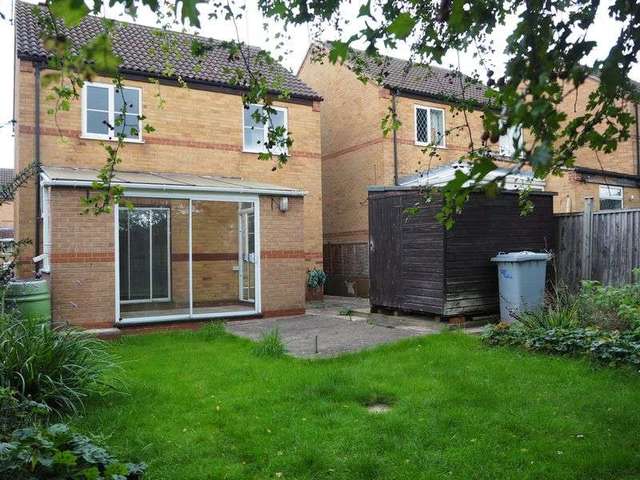  Image of 3 Bedroom Detached for sale at Old Mill Crescent  Newark, NG24 2HY