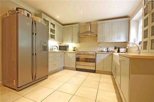  Image of 5 Bedroom Detached for sale at West Byfleet Surrey West Byfleet, KT14 6HY