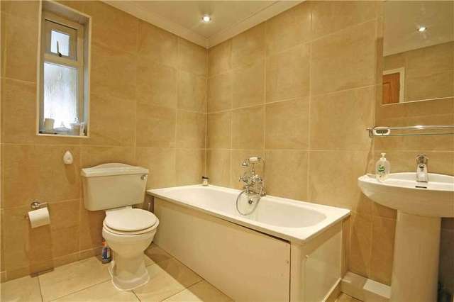  Image of 5 Bedroom Detached for sale at West Byfleet Surrey West Byfleet, KT14 6HY