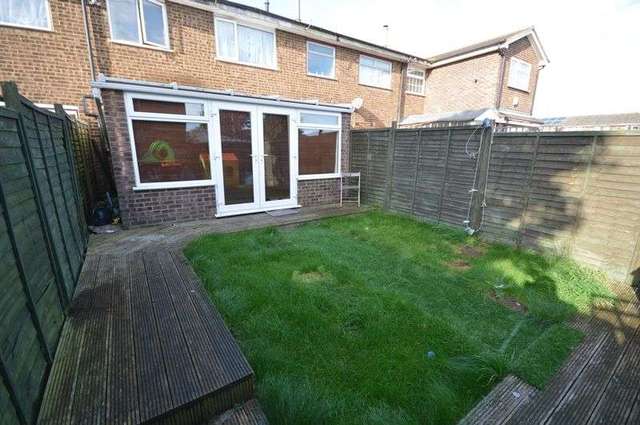  Image of 2 Bedroom Terraced for sale at Parkway Houghton Regis Dunstable, LU5 5PT