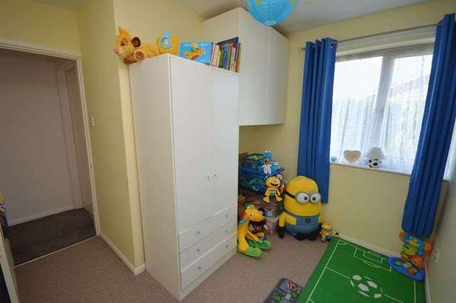  Image of 2 Bedroom Terraced for sale at Parkway Houghton Regis Dunstable, LU5 5PT
