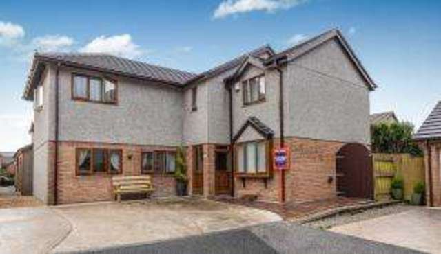  Image of 5 Bedroom Detached for sale at Pool Redruth Pool, TR15 3QL