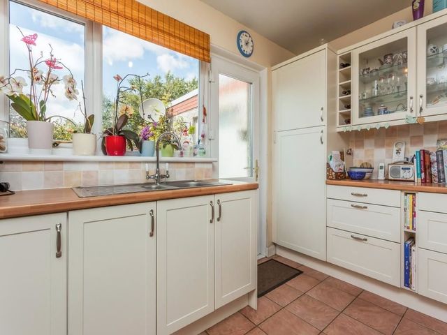  Image of 3 Bedroom Bungalow to rent at Forfar Angus Angus, DD8 1HH