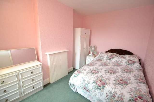  Image of 2 Bedroom Terraced for sale at Salisbury, SP2 7DD