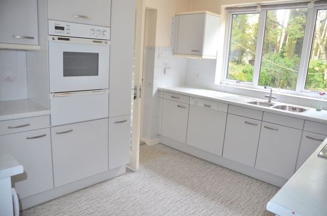  Image of 5 Bedroom Detached for sale at Shaftesbury Avenue Forest Park Lincoln, LN6 0QN
