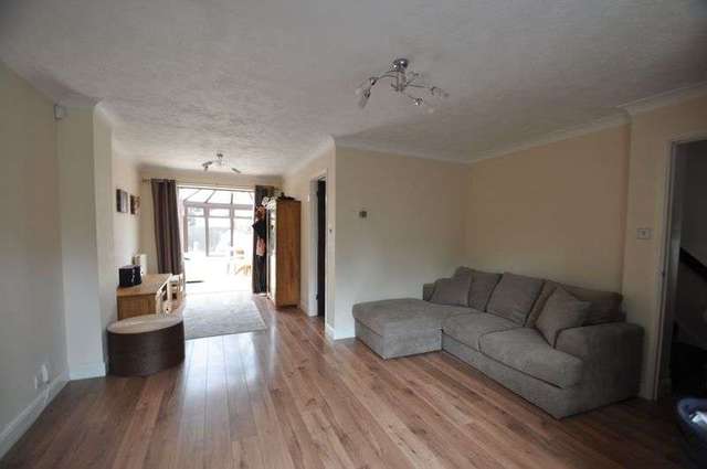  Image of 4 Bedroom Detached for sale at Shetland Way  Fleet, GU51 2UD