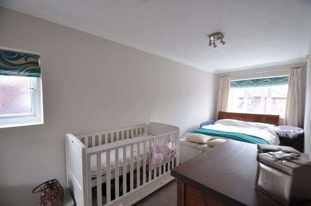  Image of 4 Bedroom Detached for sale at Shetland Way  Fleet, GU51 2UD
