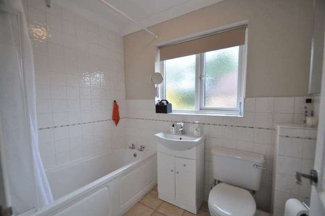  Image of 4 Bedroom Detached for sale at Shetland Way  Fleet, GU51 2UD