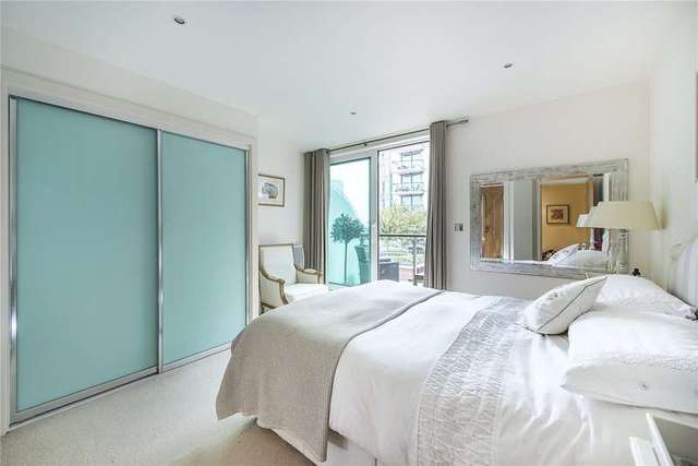  Image of 2 Bedroom Flat for sale at London  South Lambeth, SW8 2LR